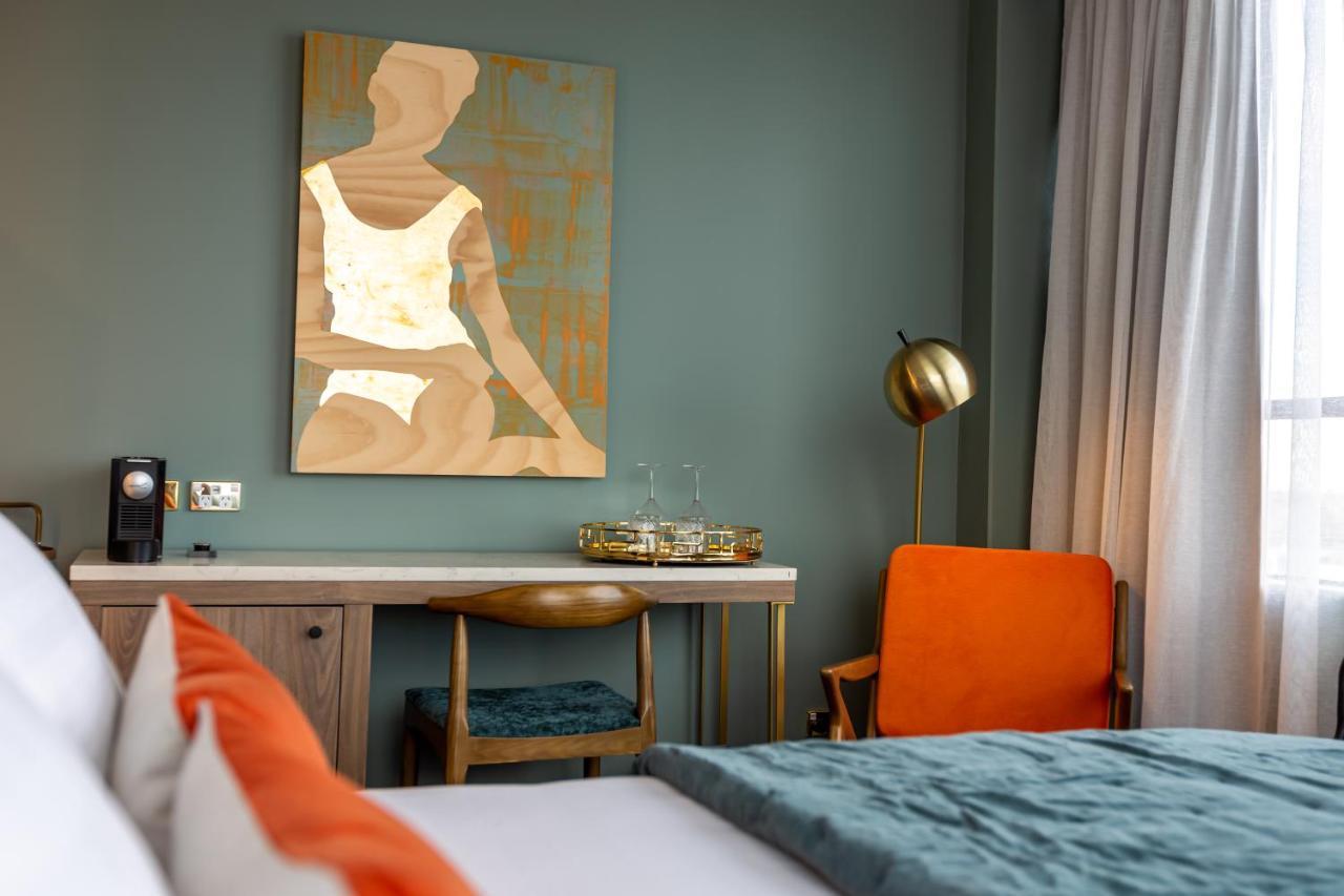 The Muse Christchurch Art Hotel Экстерьер фото