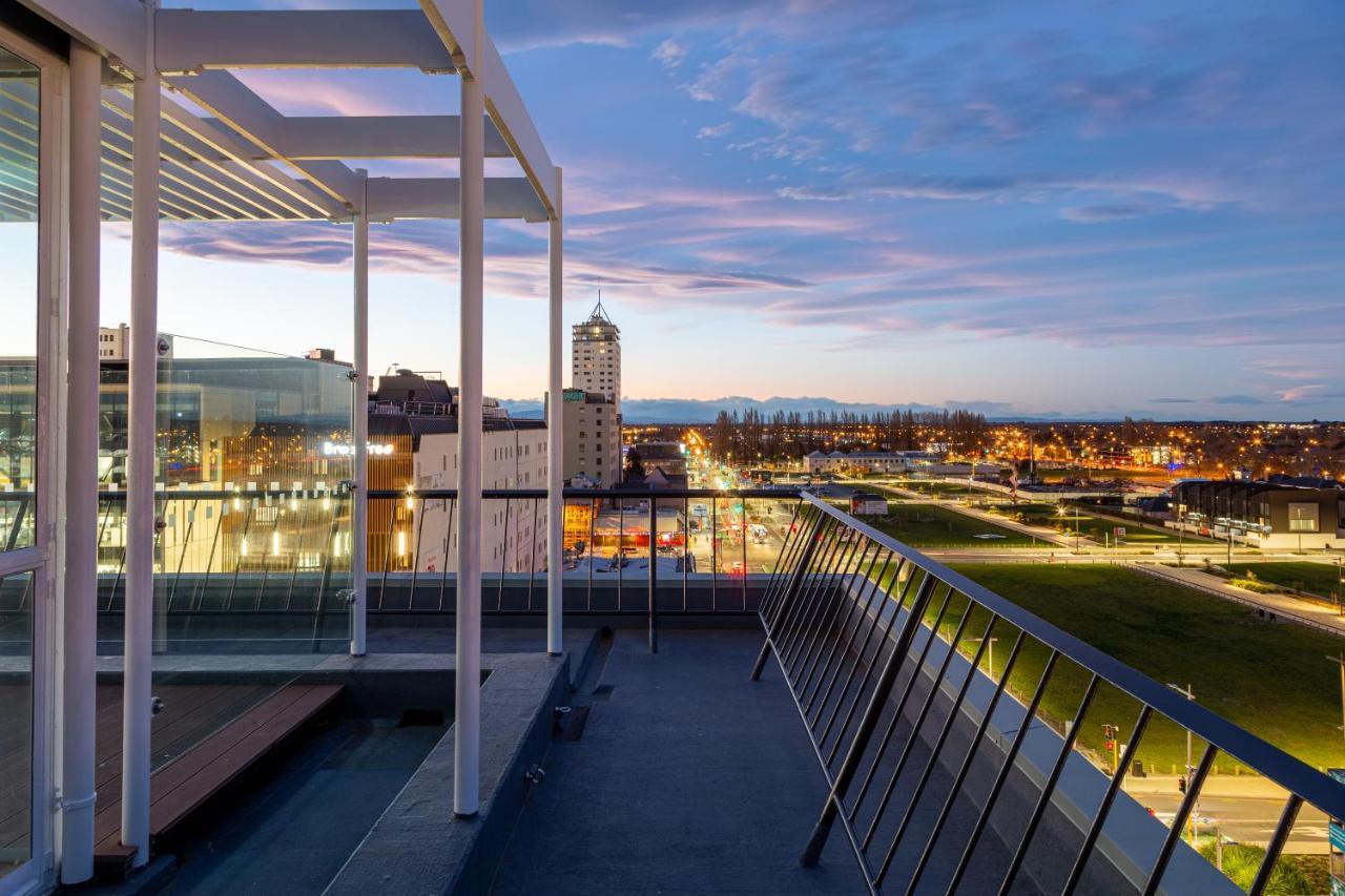 The Muse Christchurch Art Hotel Экстерьер фото